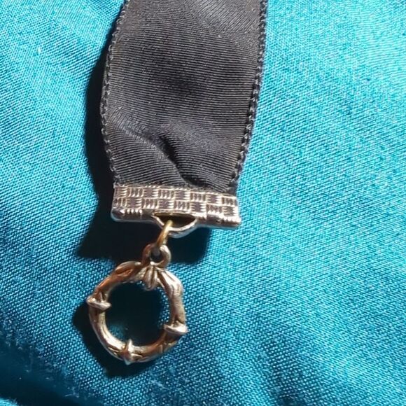 vintage Black felt bedazzled Geneva watch pin buckle clasp - works! main image 11